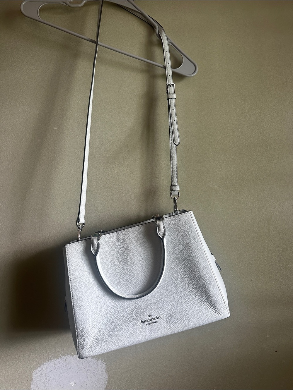 kate spade white pebbled leather satchel with detachable strap